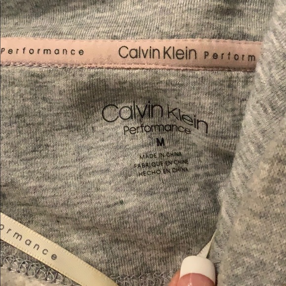 cropped grey hoodie calvin klein - Picture 3 of 3